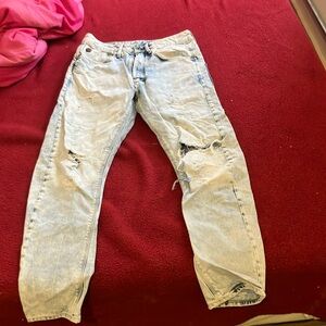 Selling a pair of slightly worn G-Star Jeans. Came ripped up for style